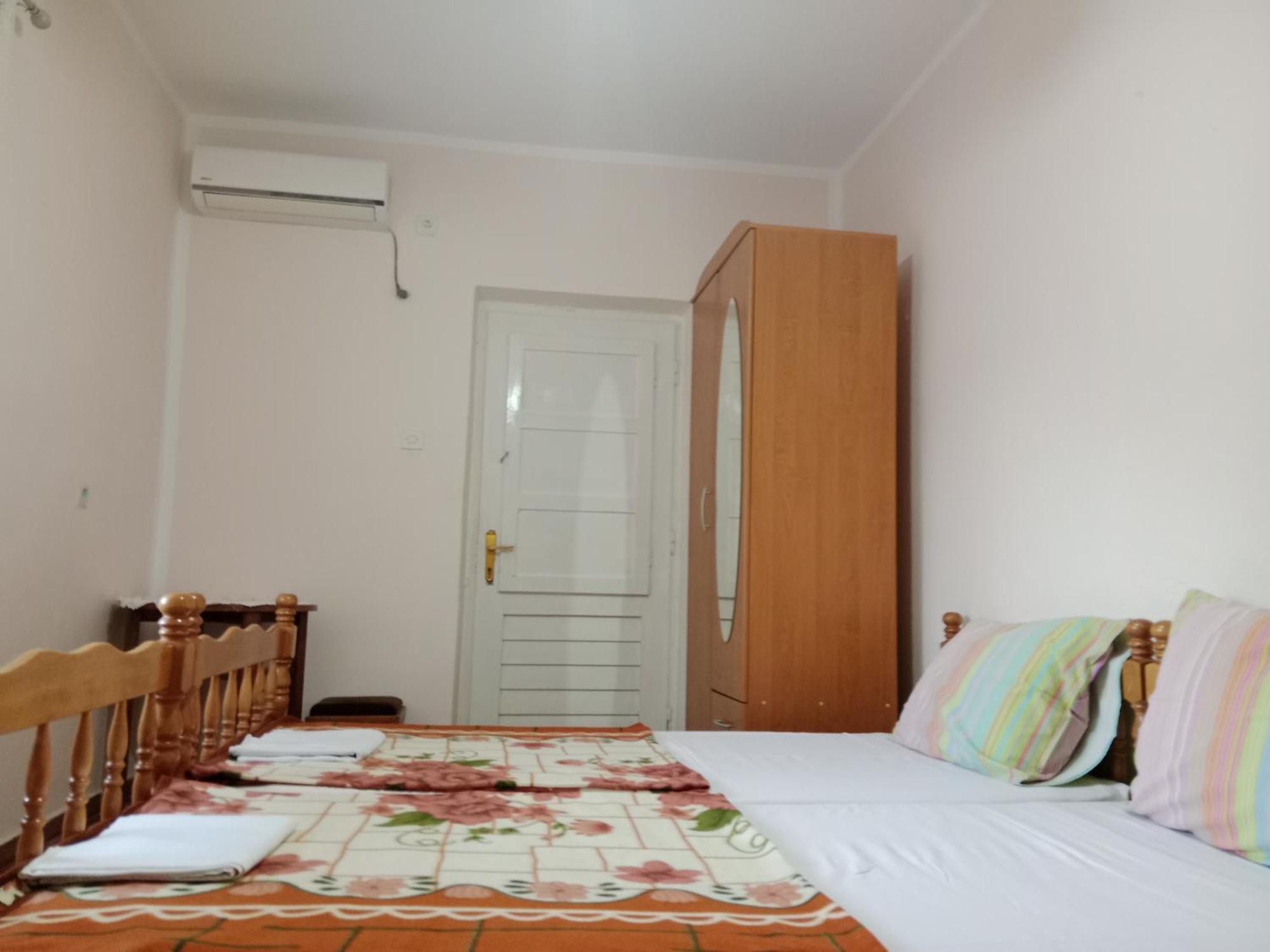 Rooms Banicevic Рисан Экстерьер фото
